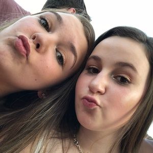 Meet your Posher, Isabella